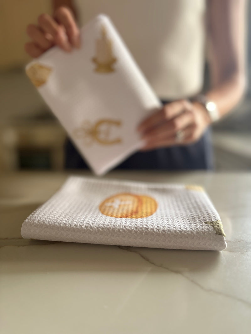 Hronia Polla Napery Collection