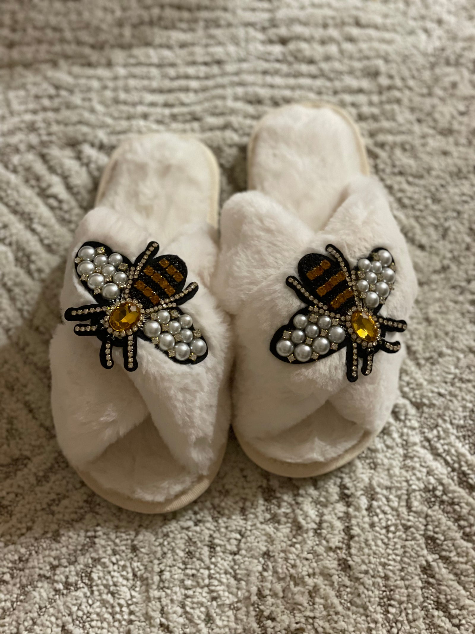 Bee shops slippers